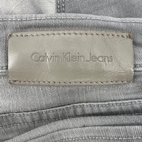 Calvin Klein Gray Slim Straight Fit Jeans Size 29 x 30 Men’s - Picture 2 of 7
